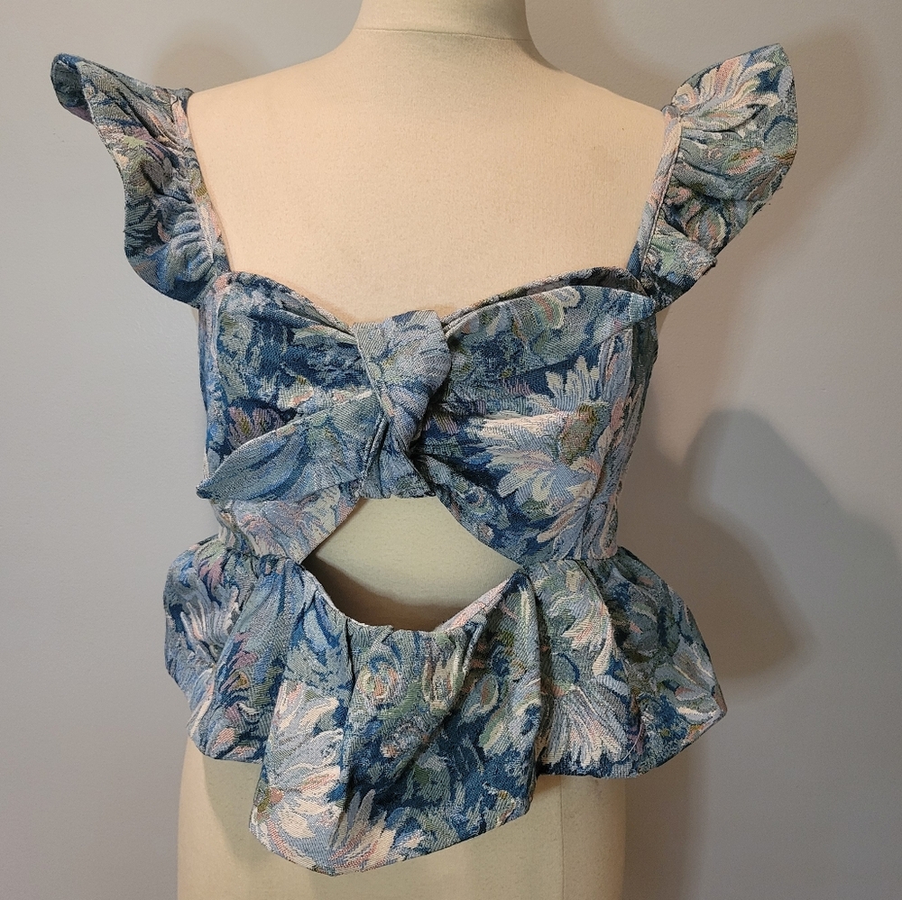 NWT! En Saison Anthropologie Sweethart Cutout Tapestry Blue Floral Tank Top SZ L